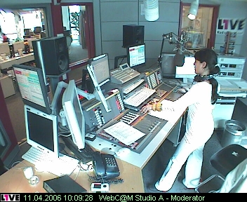 mp_1live_060411_024.jpg