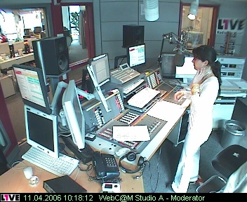 mp_1live_060411_028.jpg