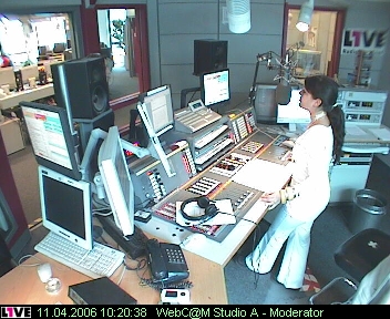 mp_1live_060411_034.jpg