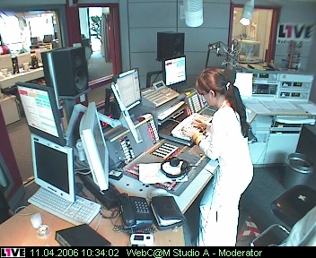 mp_1live_060411_052.jpg