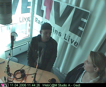 mp_1live_060411_100.jpg