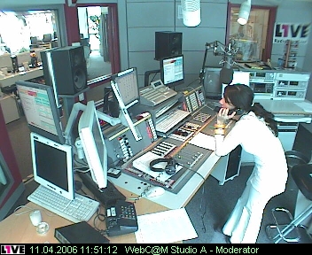 mp_1live_060411_113.jpg