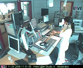 mp_1live_060411_114.jpg