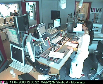 mp_1live_060411_117.jpg