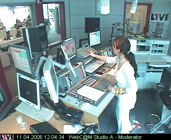 mp_1live_060411_120.jpg