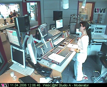 mp_1live_060411_122.jpg