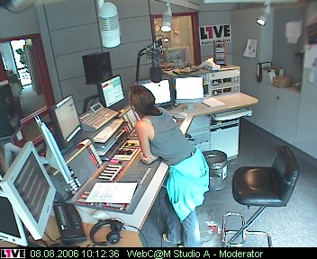 mp_1live_060808_28.jpg