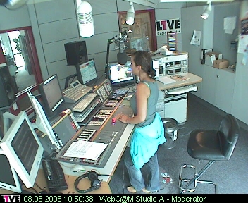 mp_1live_060808_58.jpg