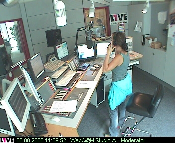 mp_1live_060808_78.jpg