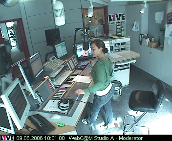 mp_1live_060809_021.jpg