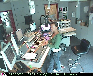 mp_1live_060809_149.jpg