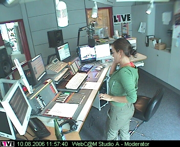 mp_1live_060810_40.jpg