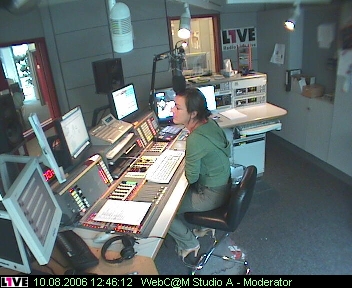 mp_1live_060810_51.jpg