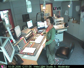 mp_1live_060810_57.jpg