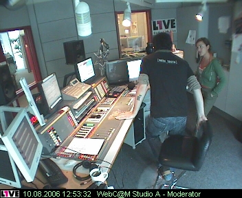 mp_1live_060810_62.jpg
