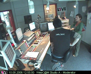 mp_1live_060810_66.jpg