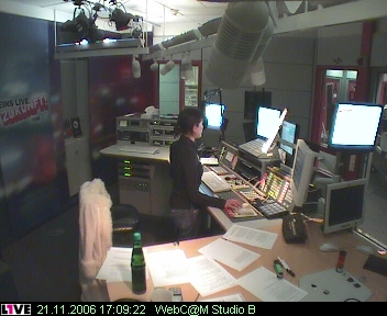 mp_1live_061121_03.jpg