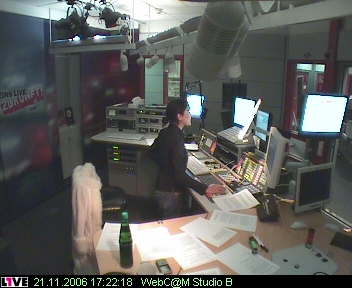 mp_1live_061121_12.jpg