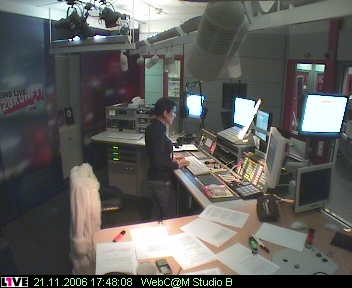 mp_1live_061121_26.jpg