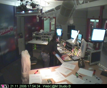 mp_1live_061121_29.jpg