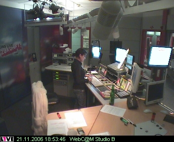 mp_1live_061121_59.jpg