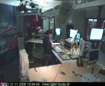 mp_1live_061121_60.jpg