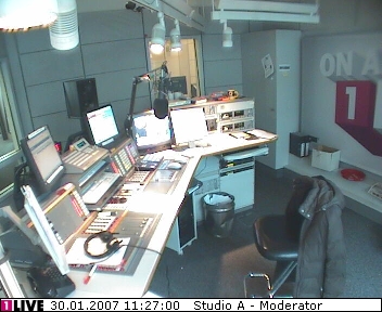 mp_1live_070130_044.jpg