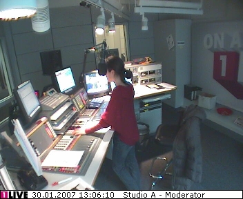 mp_1live_070130_121.jpg