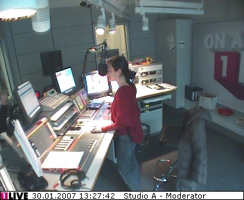 mp_1live_070130_141.jpg