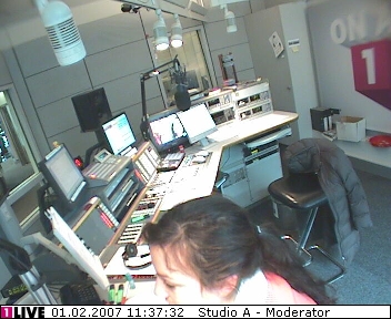 mp_1live_070201_077.jpg