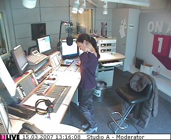mp_1live_070315_67.jpg