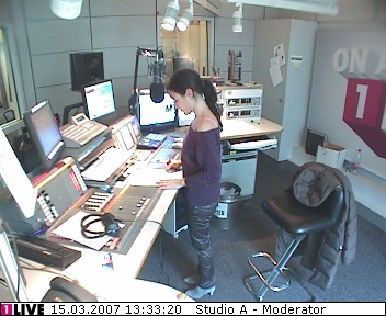 mp_1live_070315_71.jpg
