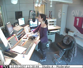 mp_1live_070315_73.jpg