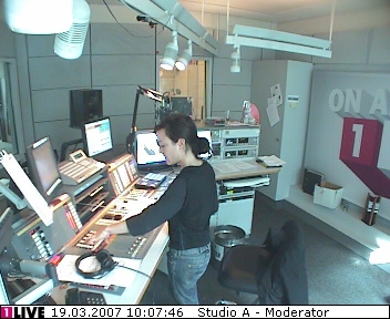 mp_1live_070319_11.jpg