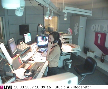 mp_1live_070320_21.jpg