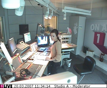 mp_1live_070320_30.jpg