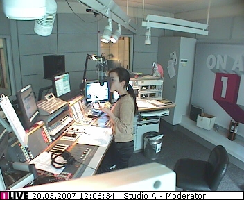 mp_1live_070320_38.jpg