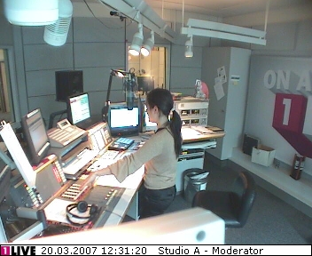 mp_1live_070320_52.jpg