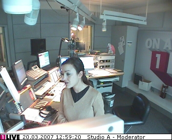 mp_1live_070320_59.jpg