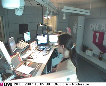 mp_1live_070320_65.jpg