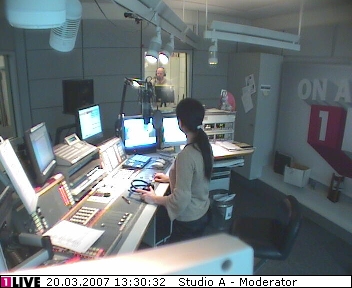 mp_1live_070320_75.jpg
