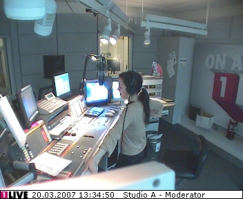 mp_1live_070320_76.jpg