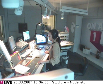 mp_1live_070320_77.jpg