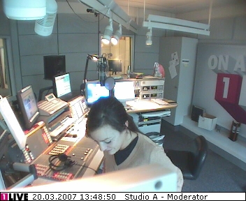 mp_1live_070320_82.jpg