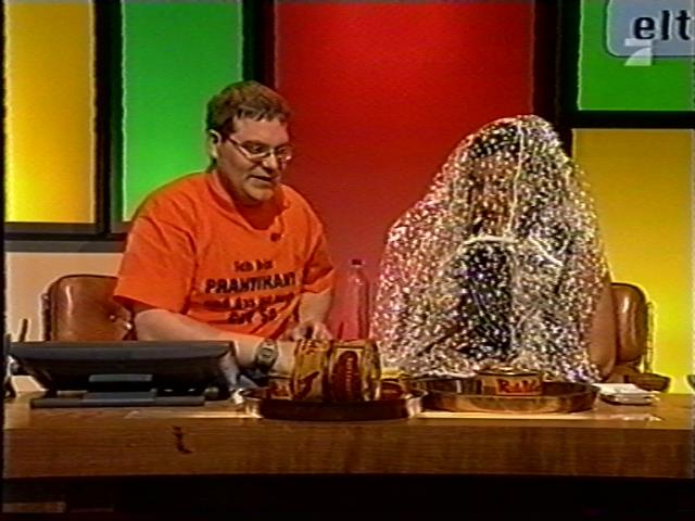 mp_eltontv011227_53.jpg