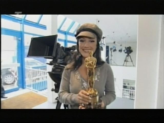 mp_cinematv051005_03.jpg