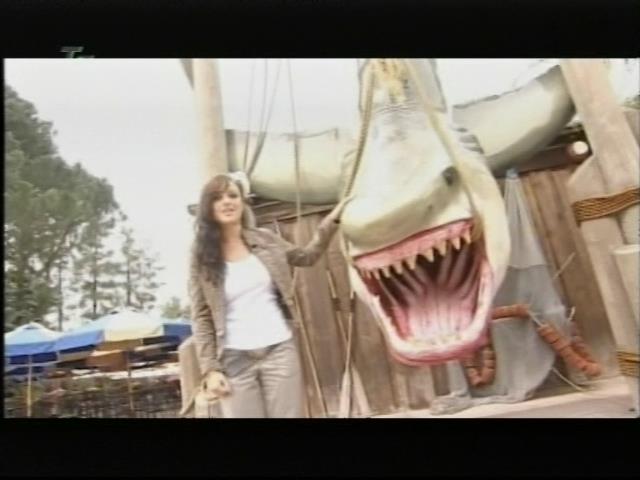 mp_cinematv060405_31.jpg