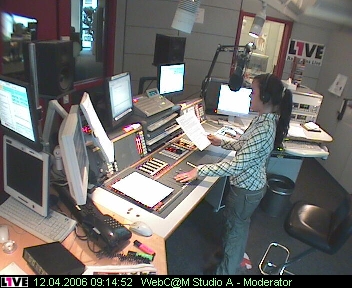 mp_1live_060412_22.jpg