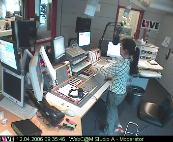 mp_1live_060412_34.jpg