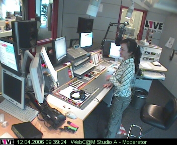 mp_1live_060412_37.jpg